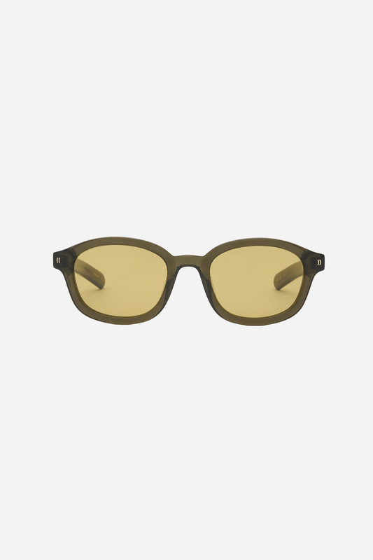 Theo Crystal Olive/Smoked Olive Lens