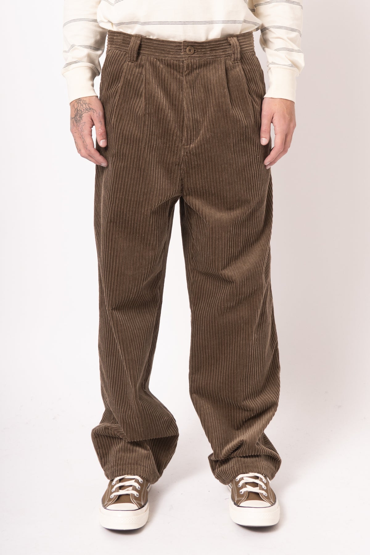 Pantalon Ricky Bae Taupe