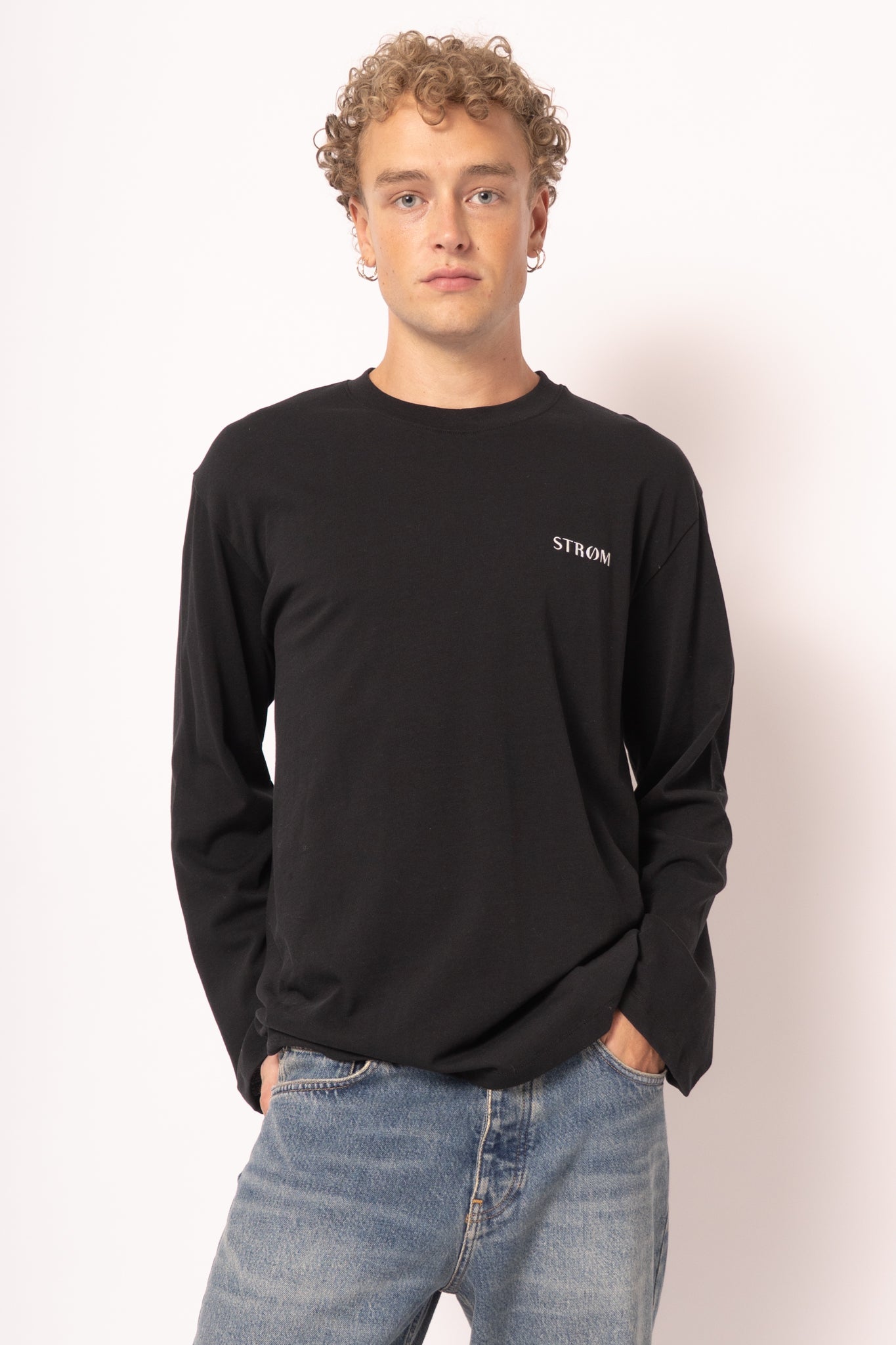 Nicholasst Logo LS T-Shirt Black