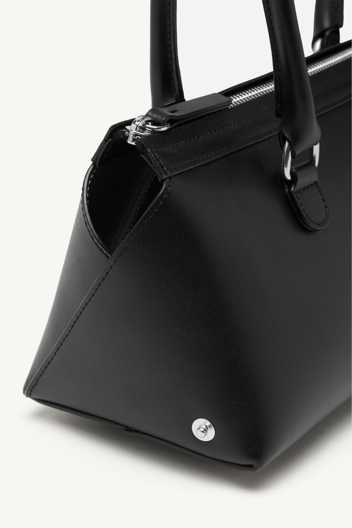 MM6 Shoulder Bag T8013