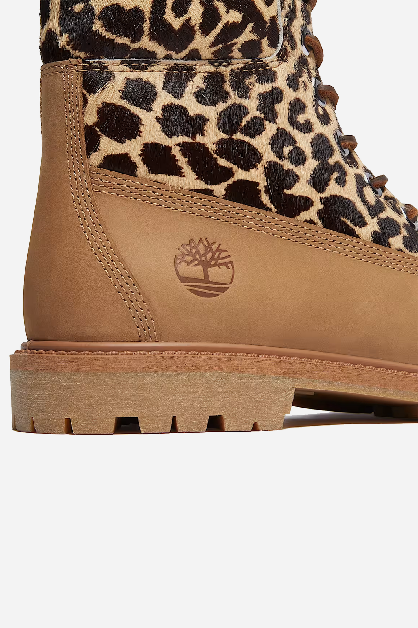 6 Inch Lace Up Boot Medium Beige Nubuck