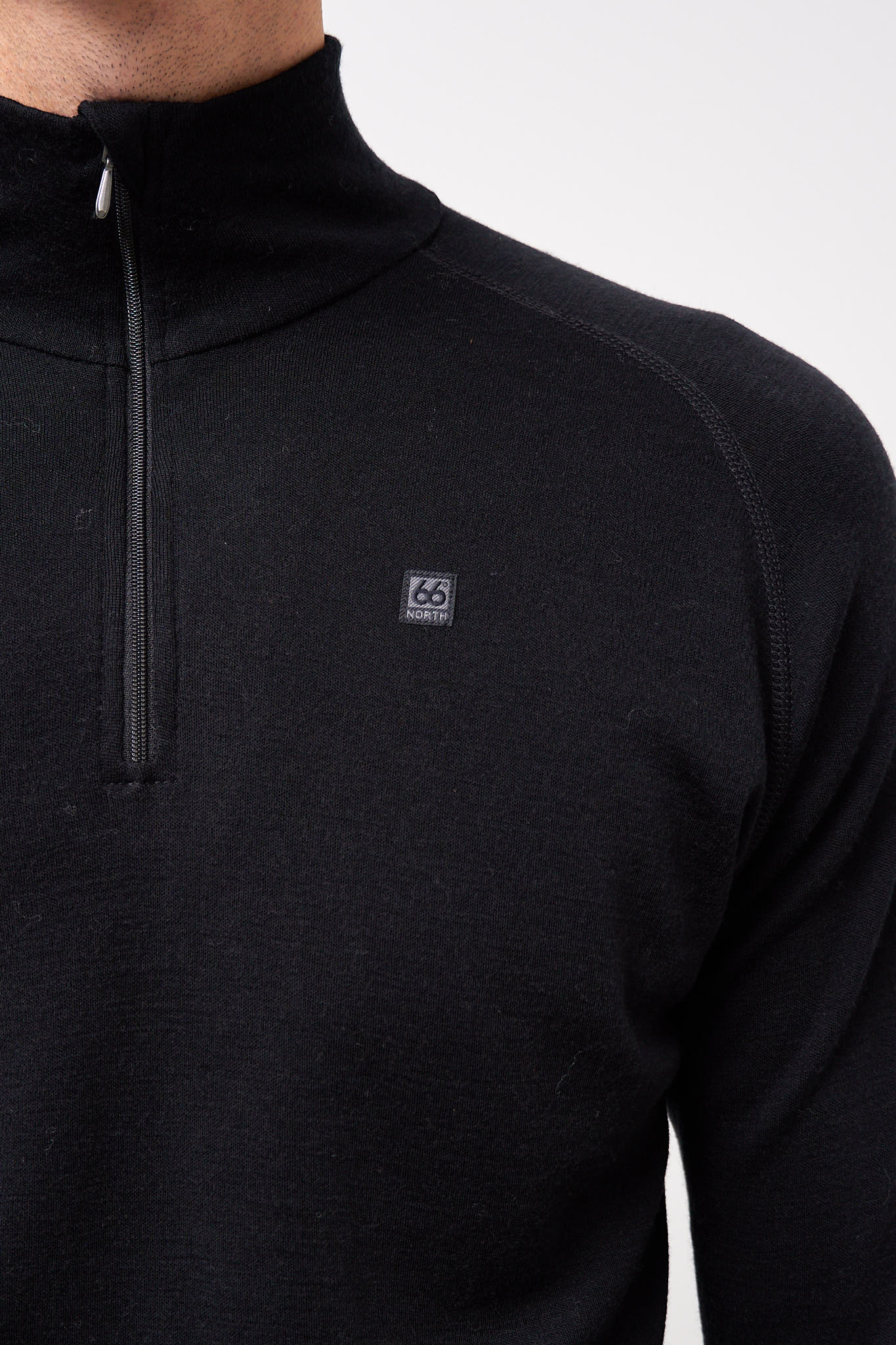 Básar Zip Neck Black