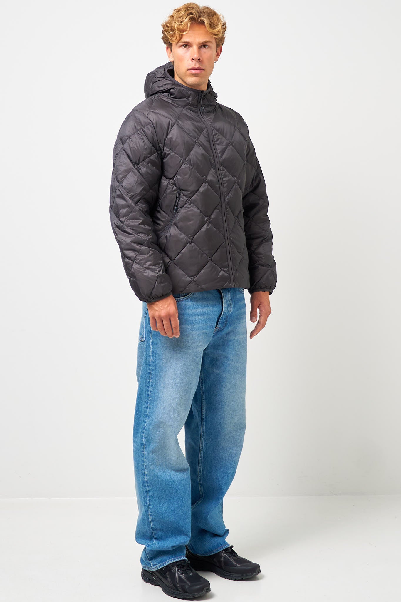 Base L/S Down Hooded Jacket Charcoal Black