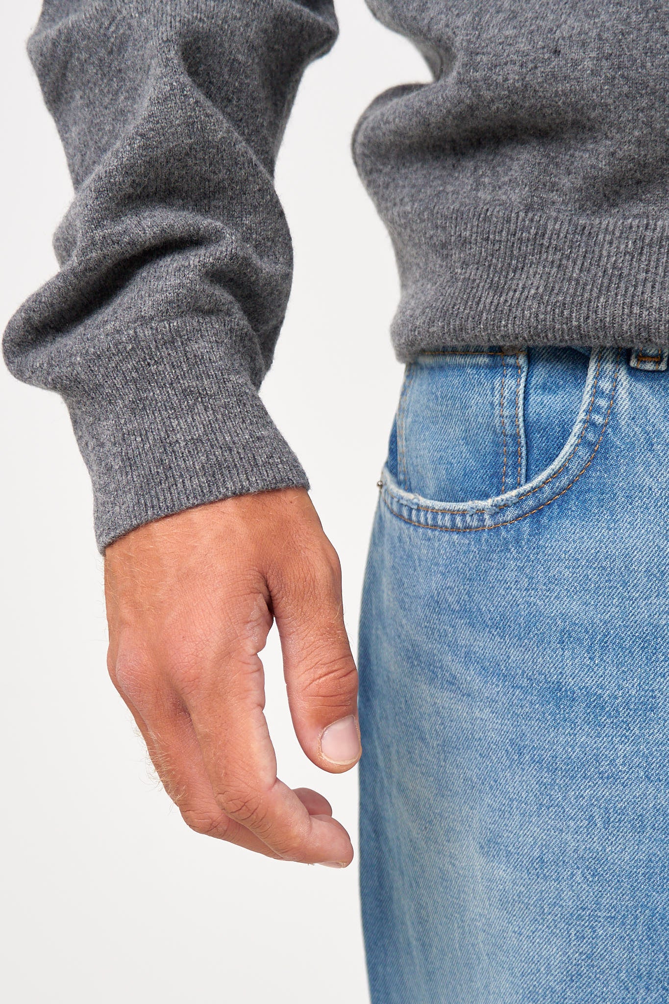 Comme des Garçons SHIRT - CDG V-Neck Pullover Top Grey – STRØM