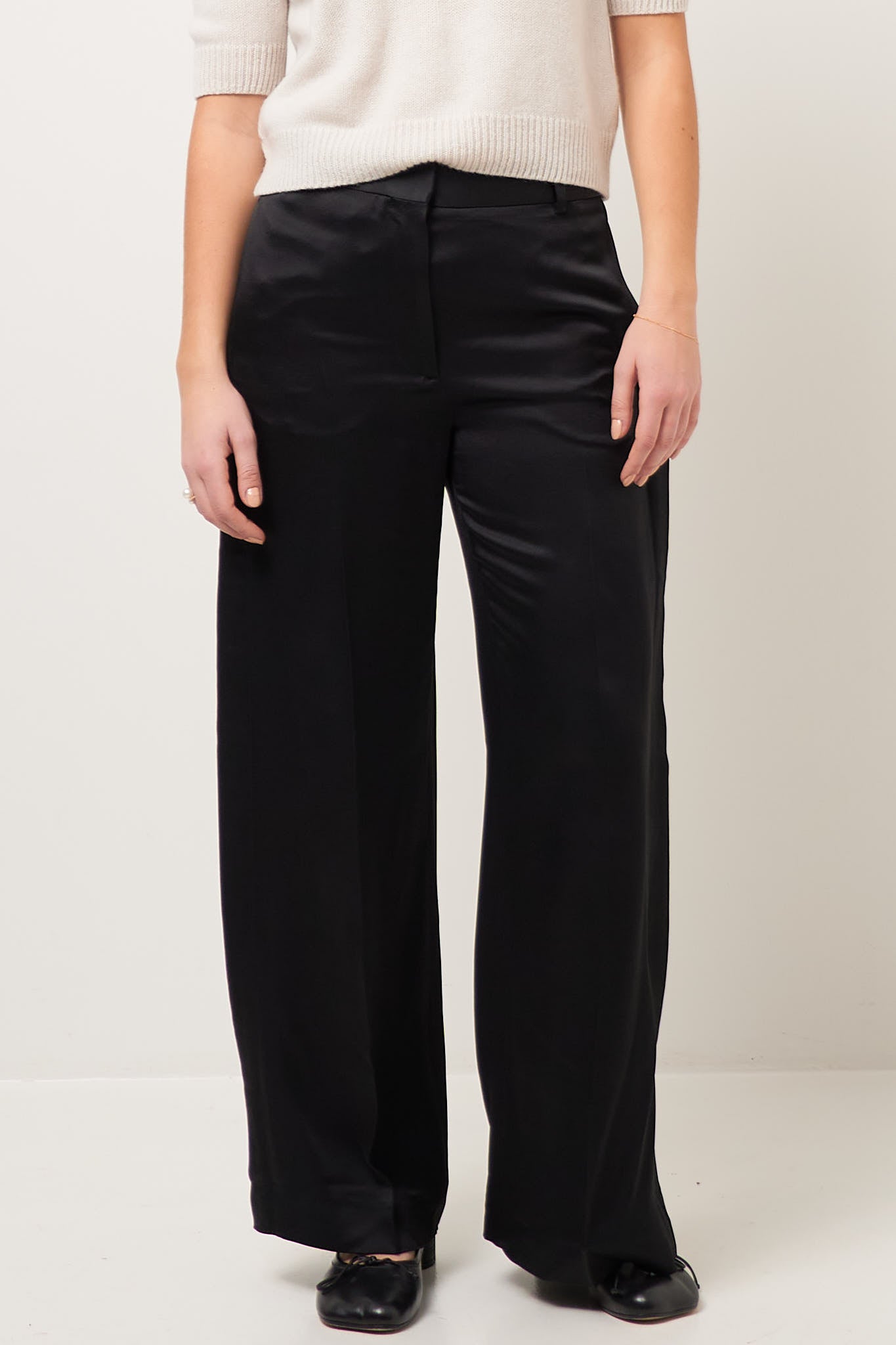 Cuff-Slit Trousers Black