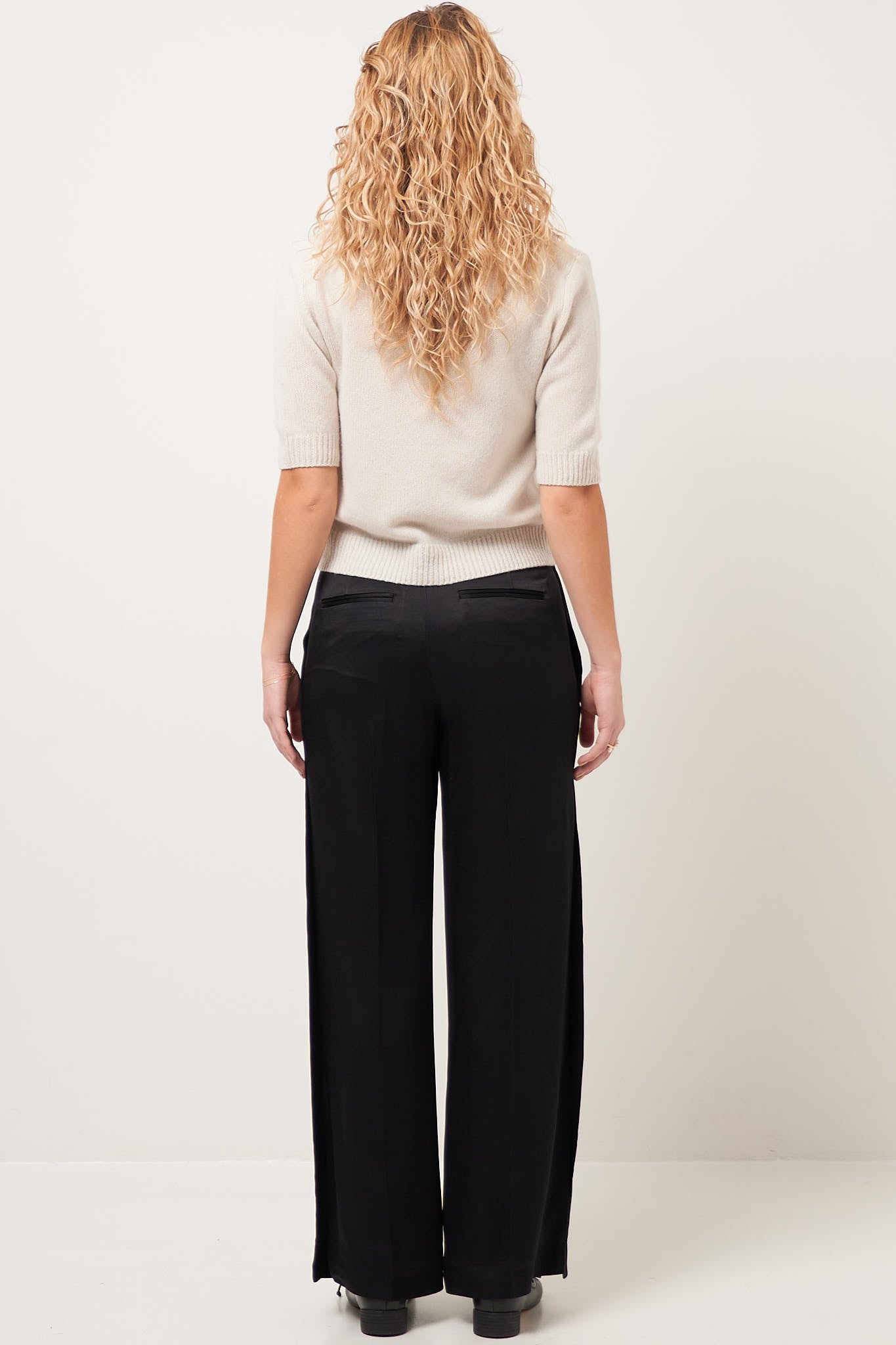 Cuff-Slit Trousers Black