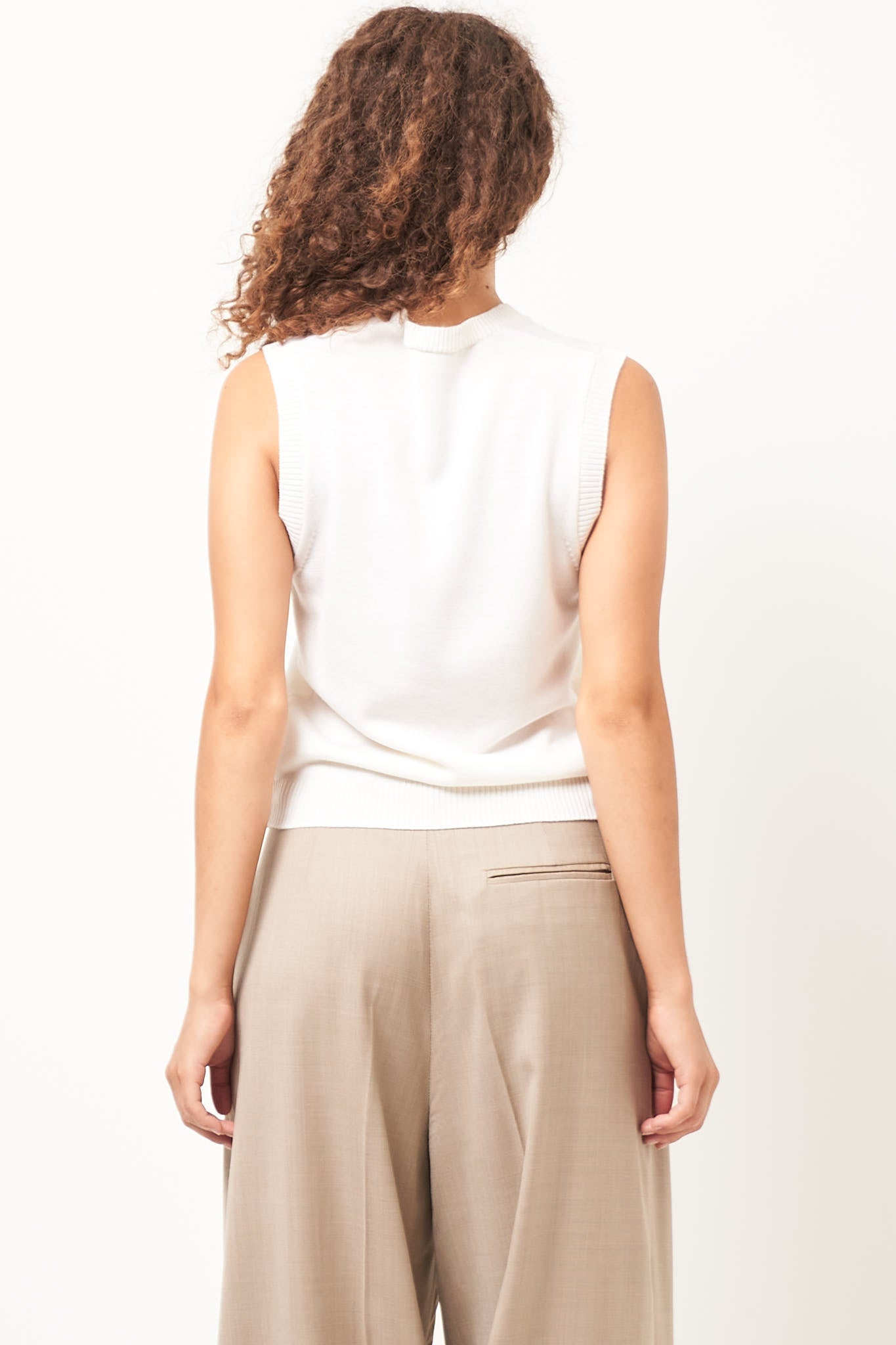 STROM Ester Silk Vest Off White