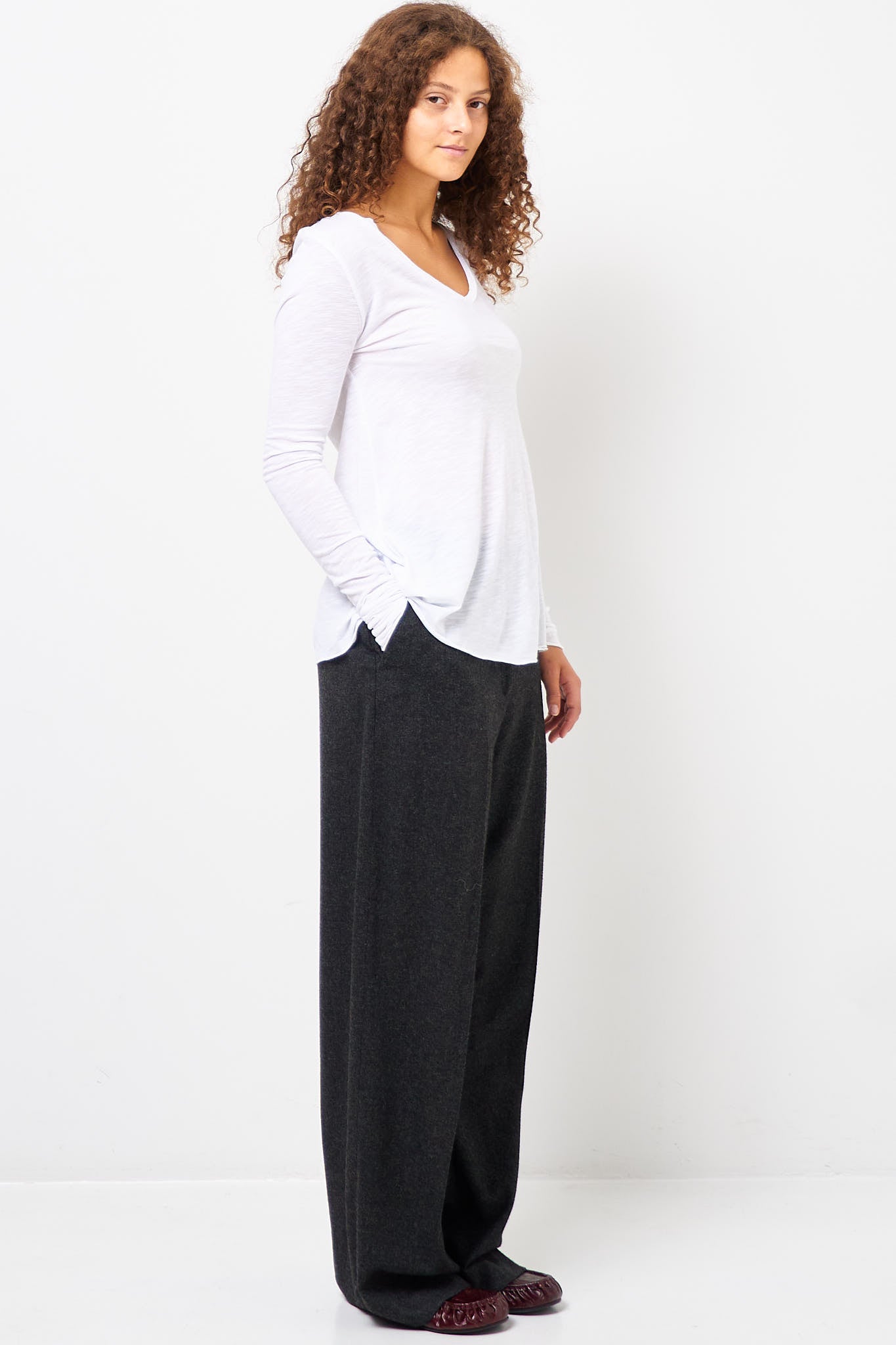 Jacksonville V-neck LS T-shirt White