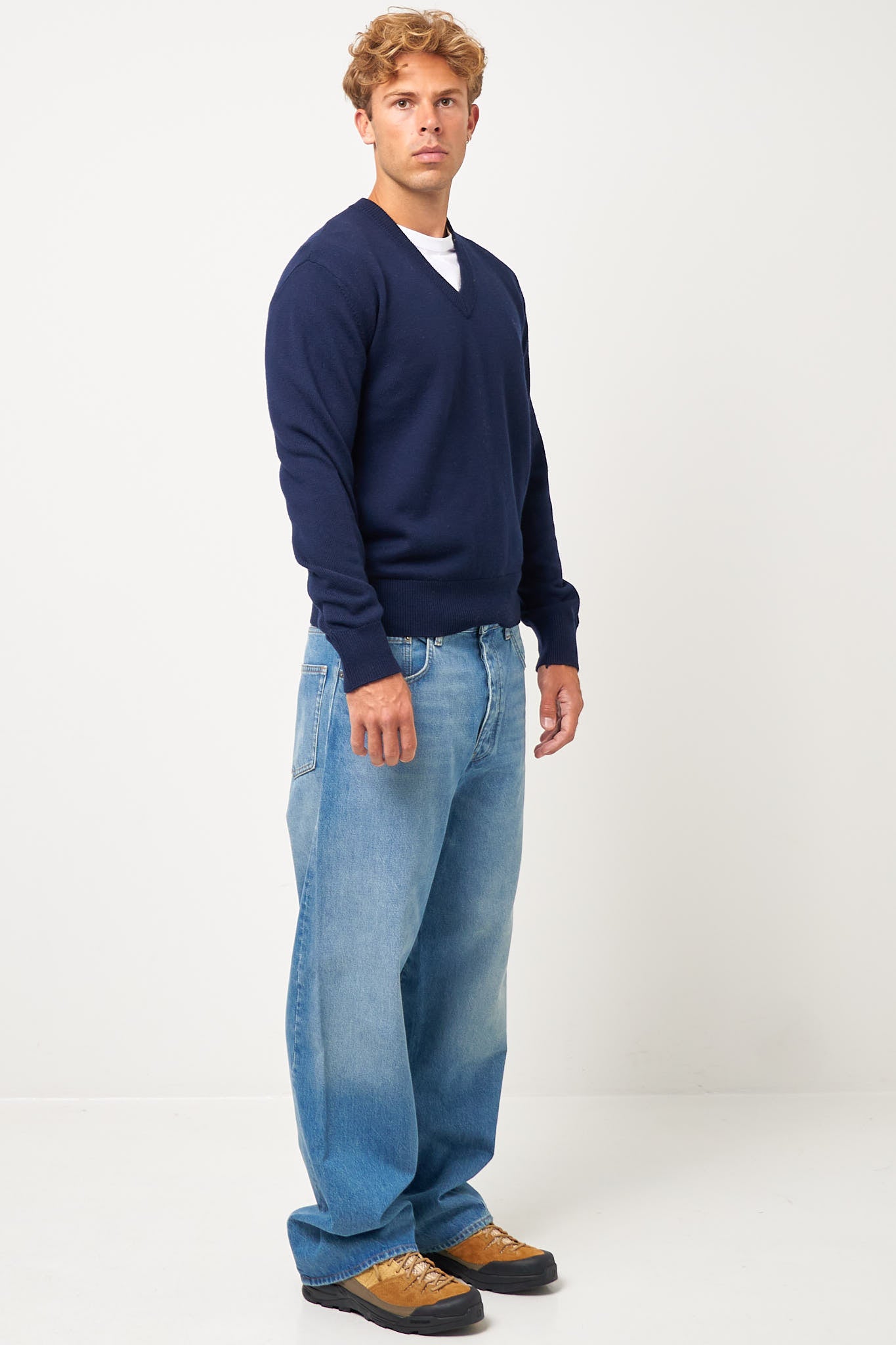 Moon Merino V Neck Navy