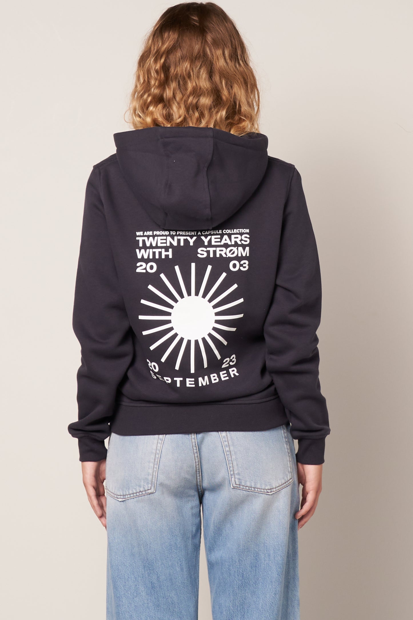 Sun Hoodie Navy/White