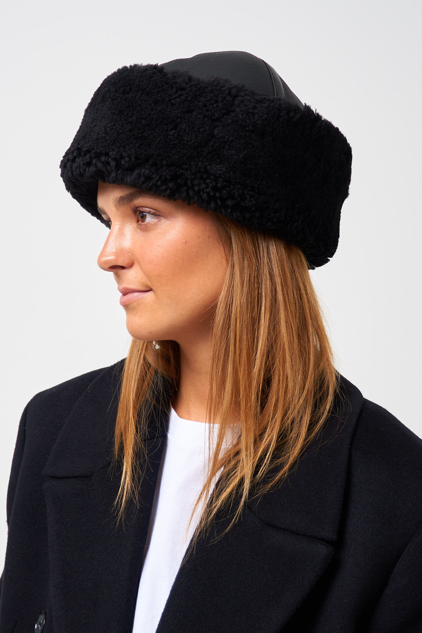 Shearling Winter Hat Black