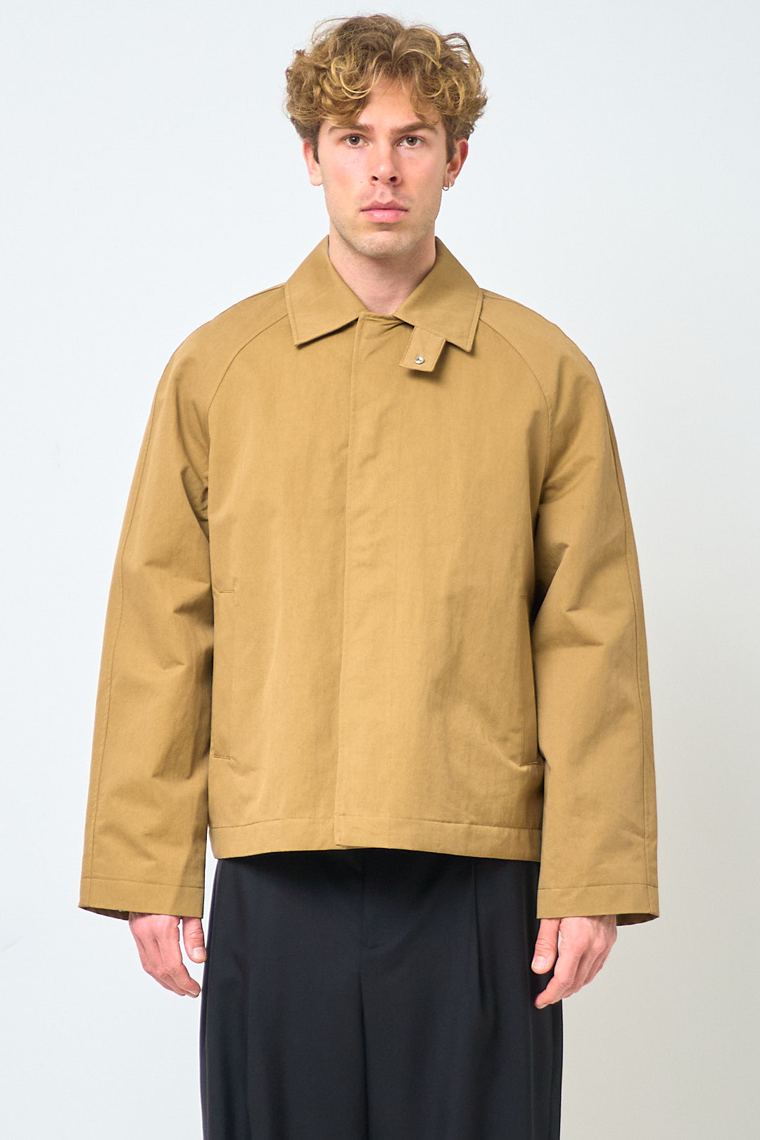 Sunflower - Short Raglan Coat Dark Sand – STRØM