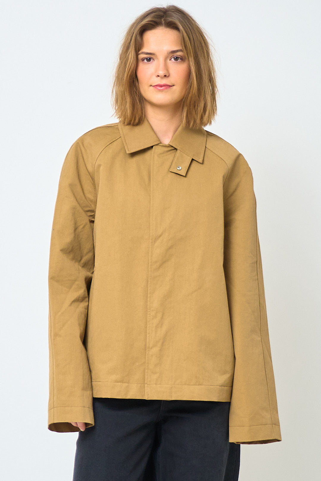Sunflower - Short Raglan Coat Dark Sand – STRØM