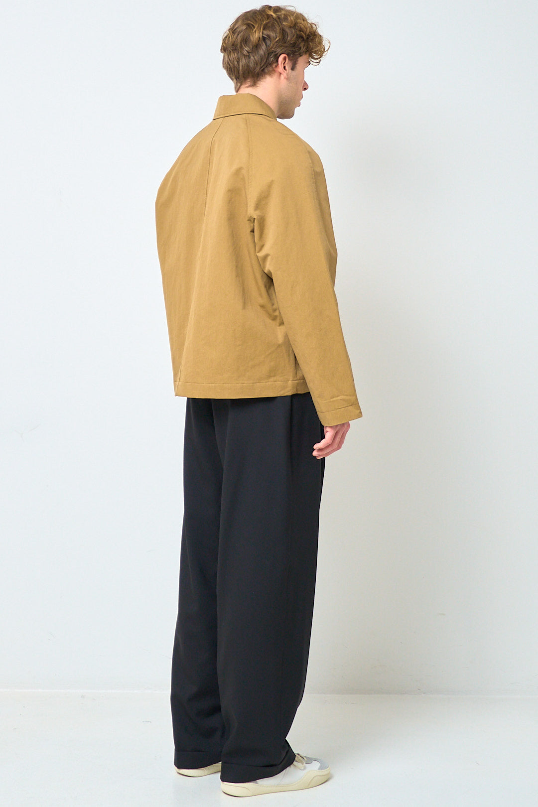 Sunflower - Short Raglan Coat Dark Sand – STRØM