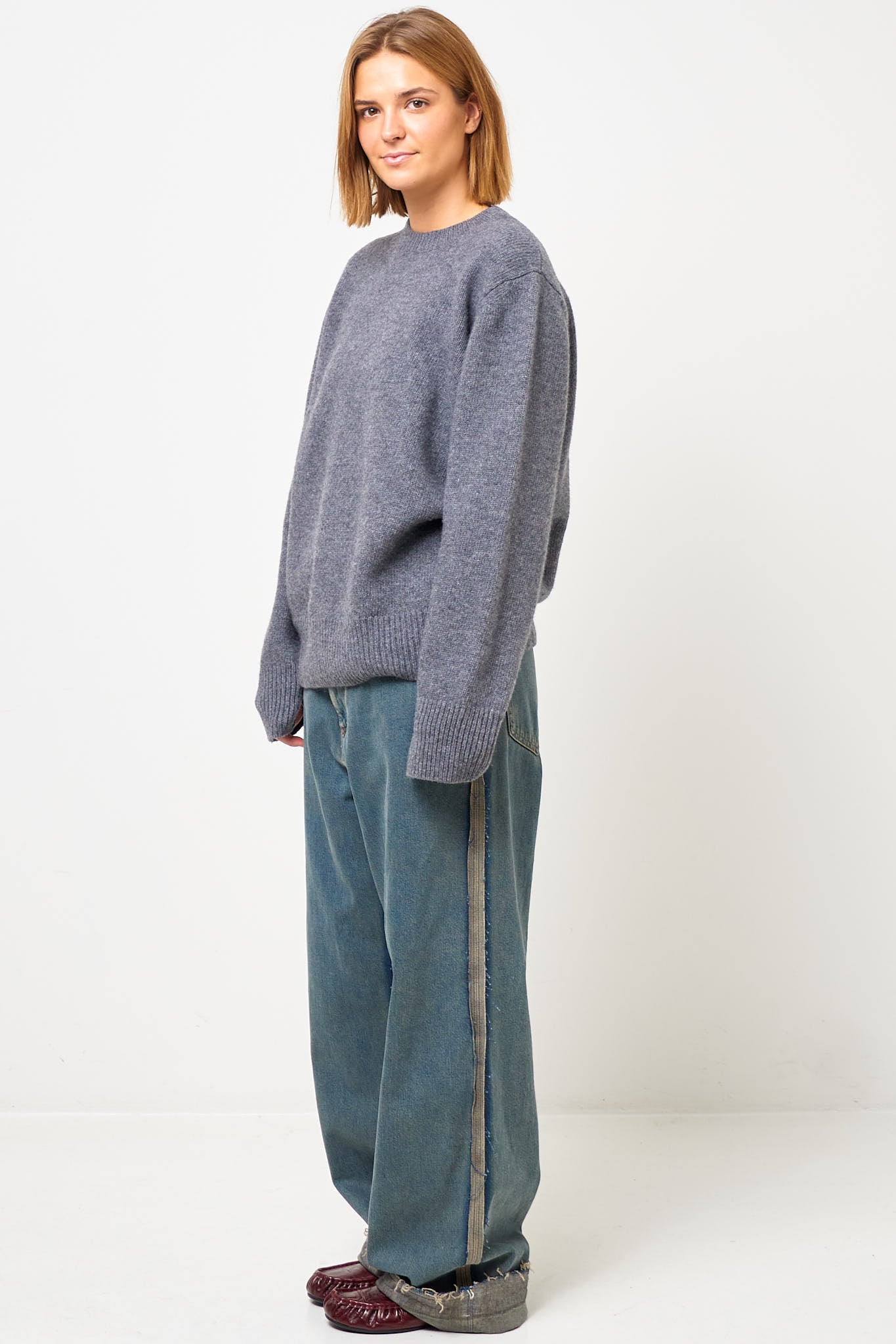 Visse Round Neck Sweater Anthracite Grey