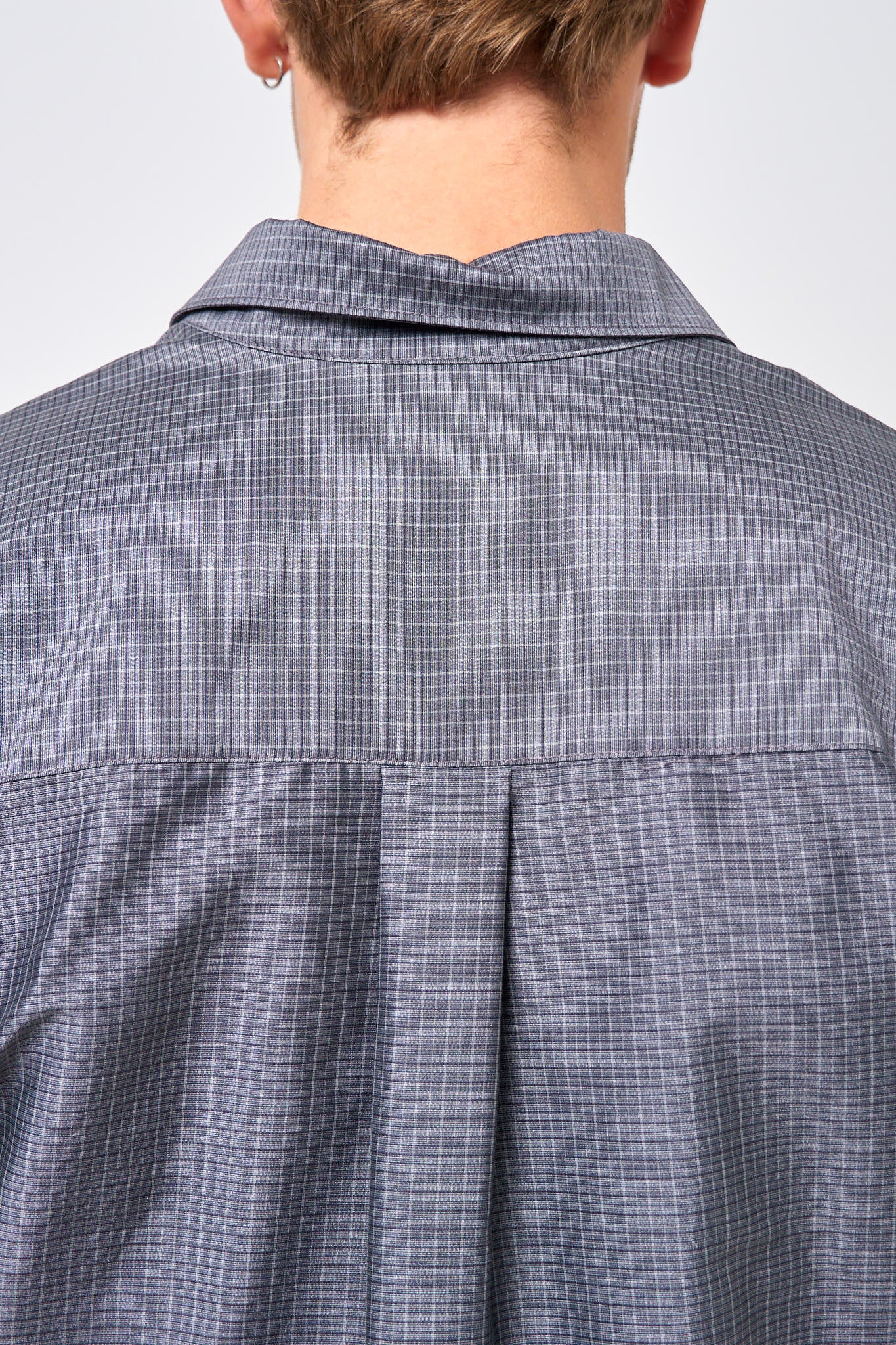 Volume Shirt Grid Charcoal
