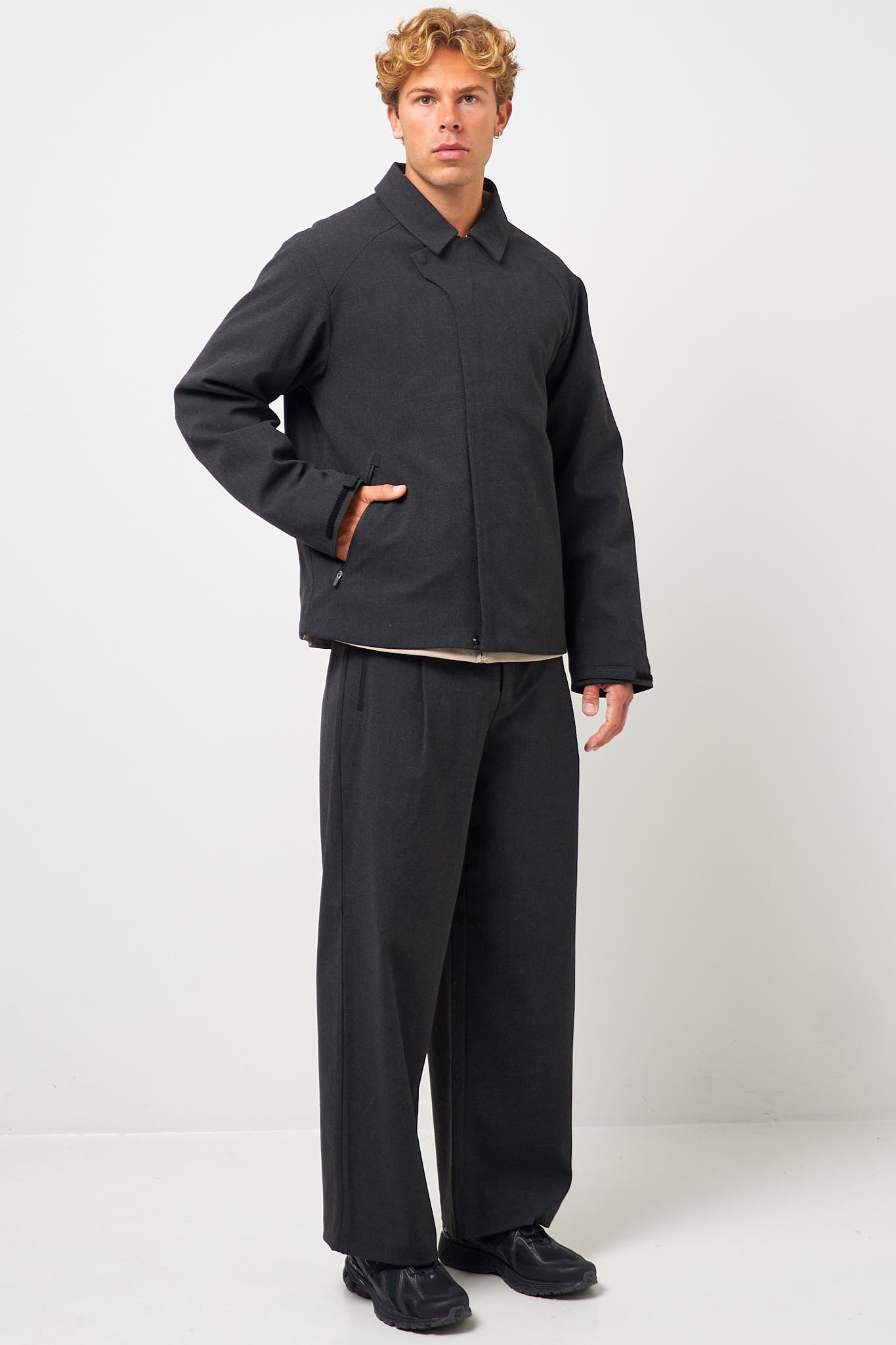 Waypoint Texture Jacket Dark Grey