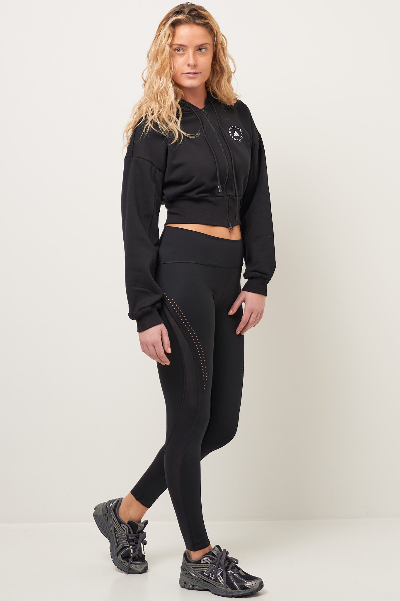 aSMC Cropped Hoodie Black