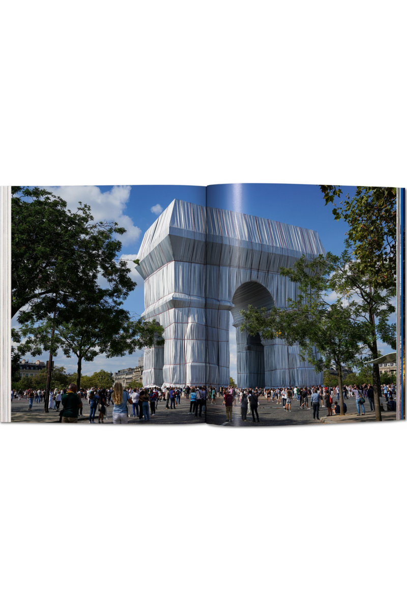 Christo and Jeanne-Claude - The Arc de Triomphe, Wrapped